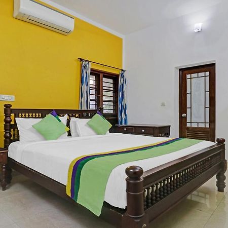 Treebo Backpackers Inn Kochi Luaran gambar
