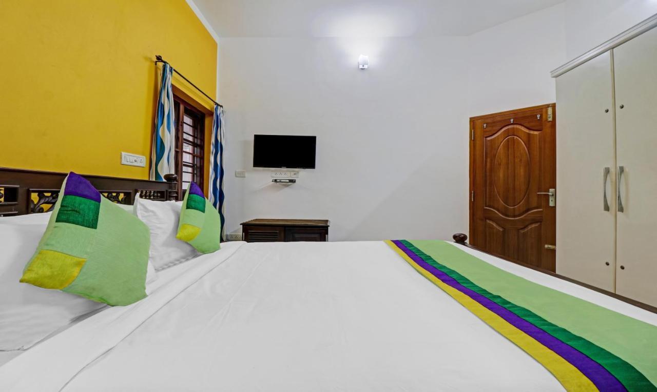 Treebo Backpackers Inn Kochi Luaran gambar