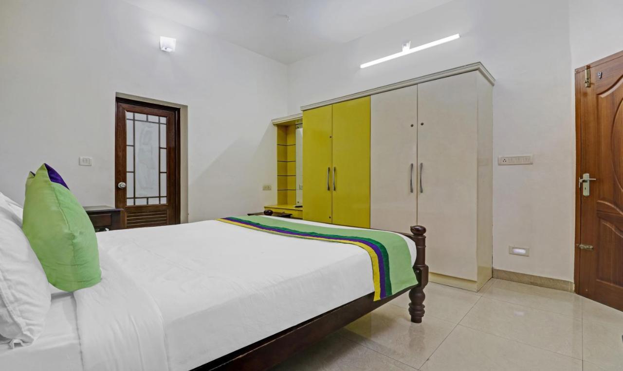 Treebo Backpackers Inn Kochi Luaran gambar